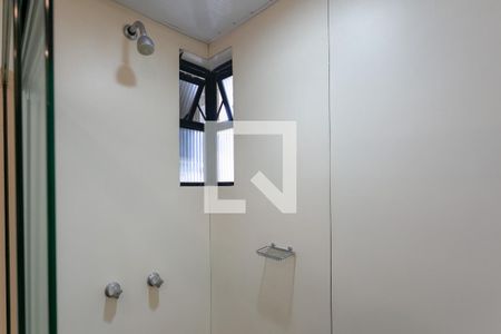 Banheiro da Suíte de apartamento para alugar com 1 quarto, 42m² em Funcionários, Belo Horizonte