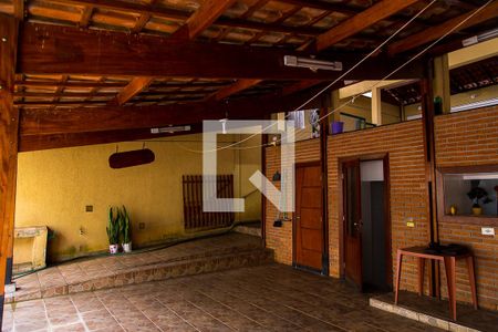 Casa à venda com 300m², 5 quartos e 5 vagasQuintal