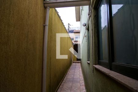 Casa à venda com 300m², 5 quartos e 5 vagasCorredor