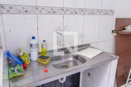 Casa à venda com 60m², 2 quartos e 3 vagas Casa à venda com 60m², 2 quartos e 3 vagasCasa 2 Cozinha