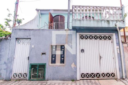 Casa à venda com 60m², 2 quartos e 3 vagas Casa à venda com 60m², 2 quartos e 3 vagasFachada da Casa