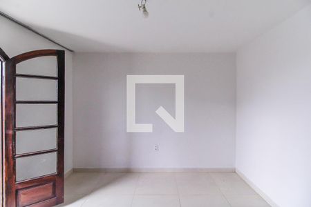 Casa à venda com 60m², 2 quartos e 3 vagas Casa à venda com 60m², 2 quartos e 3 vagasCasa 4 Sala