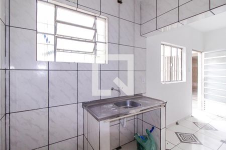 Casa à venda com 60m², 2 quartos e 3 vagas Casa à venda com 60m², 2 quartos e 3 vagasCasa 1 Cozinha