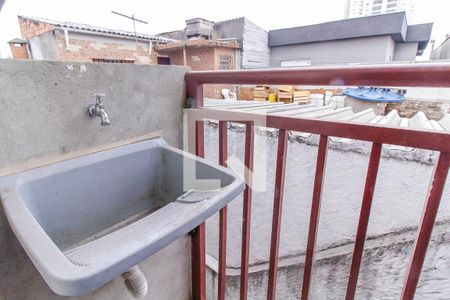 Casa à venda com 60m², 2 quartos e 3 vagas Casa à venda com 60m², 2 quartos e 3 vagasCasa 4 Área de Serviço