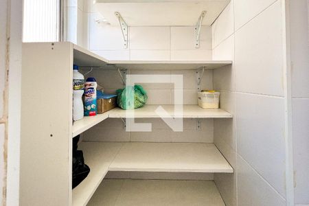 Apartamento à venda com 62m², 2 quartos e 1 vagaDespensa 