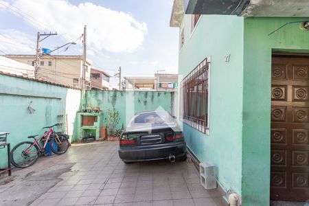 Casa à venda com 258m², 3 quartos e 4 vagas Casa à venda com 258m², 3 quartos e 4 vagasGaragem