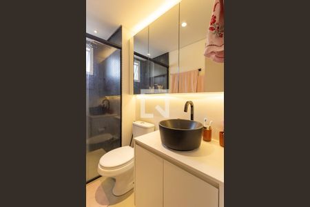 Apartamento à venda com 75m², 2 quartos e 1 vagaBanheiro da Suíte