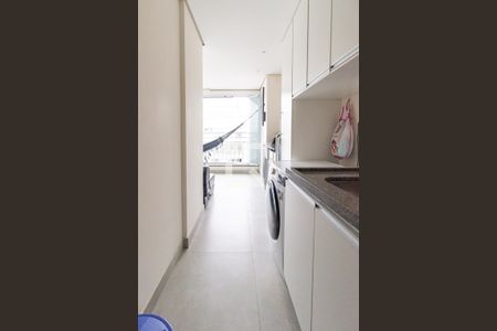 Apartamento à venda com 75m², 2 quartos e 1 vagaÁrea de Serviço
