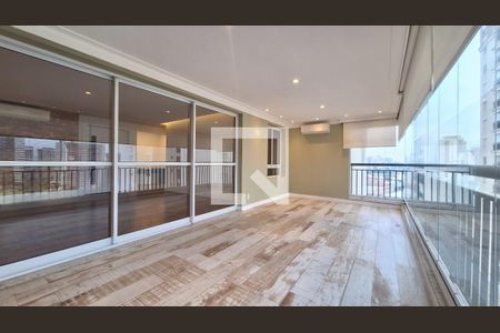 Varanda de apartamento para alugar com 4 quartos, 168m² em Água Branca, São Paulo