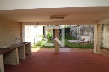 Casa à venda com 120m², 5 quartos e 2 vagasÁrea Externa