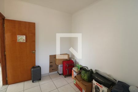 Casa à venda com 120m², 5 quartos e 2 vagasQuarto 2