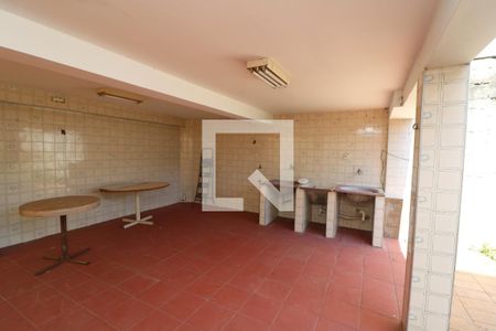 Casa à venda com 120m², 5 quartos e 2 vagasÁrea Externa