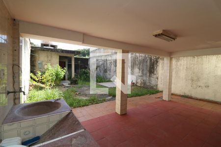 Casa à venda com 120m², 5 quartos e 2 vagasÁrea Externa