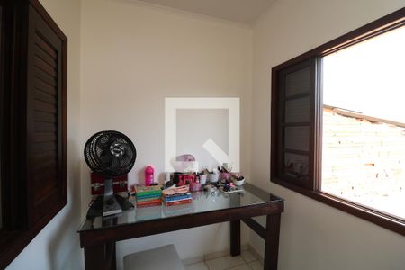 Casa à venda com 120m², 5 quartos e 2 vagasCloset do quarto 3