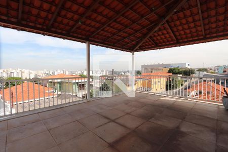 Casa à venda com 150m², 4 quartos e 3 vagasTerraço