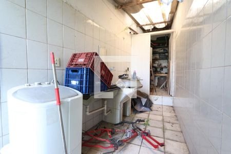 Casa à venda com 150m², 4 quartos e 3 vagasLavanderia