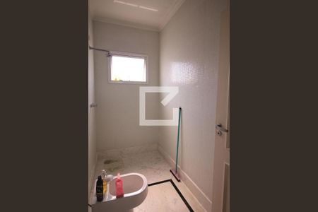 Casa à venda com 480m², 6 quartos e 5 vagasBanheiro da Suíte 4