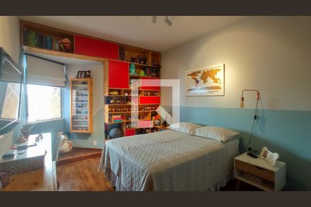 Apartamento à venda com 240m², 4 quartos e 2 vagas