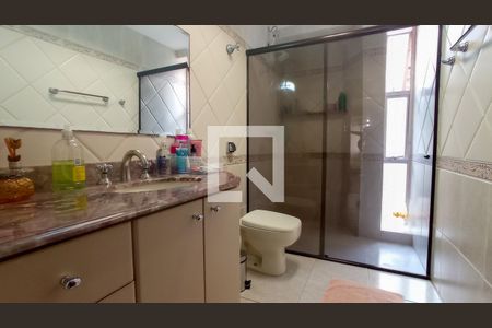 Apartamento à venda com 240m², 4 quartos e 2 vagas