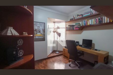 Apartamento à venda com 240m², 4 quartos e 2 vagas