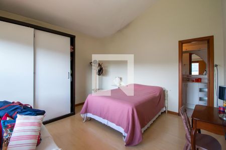 Casa de condomínio à venda com 389m², 3 quartos e 3 vagas Casa de condomínio à venda com 389m², 3 quartos e 3 vagasSuíte 1