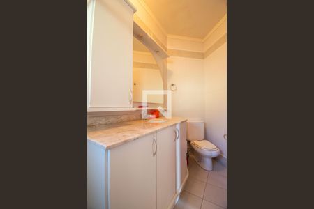 Casa de condomínio à venda com 389m², 3 quartos e 3 vagas Casa de condomínio à venda com 389m², 3 quartos e 3 vagasBanheiro da Suíte 1