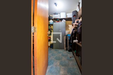 Casa de condomínio à venda com 389m², 3 quartos e 3 vagas Casa de condomínio à venda com 389m², 3 quartos e 3 vagasQuarto de Serviço