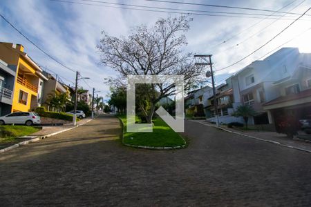 Casa de condomínio à venda com 389m², 3 quartos e 3 vagas Casa de condomínio à venda com 389m², 3 quartos e 3 vagasÁrea comum