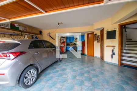 Casa de condomínio à venda com 389m², 3 quartos e 3 vagas Casa de condomínio à venda com 389m², 3 quartos e 3 vagasGaragem