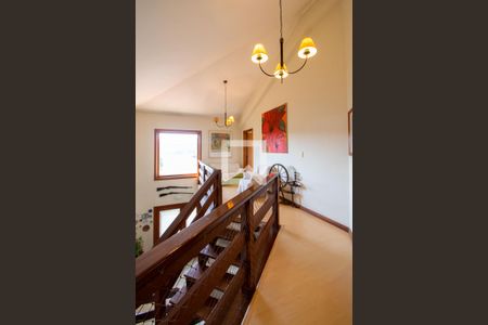 Casa de condomínio à venda com 389m², 3 quartos e 3 vagas Casa de condomínio à venda com 389m², 3 quartos e 3 vagasCorredor