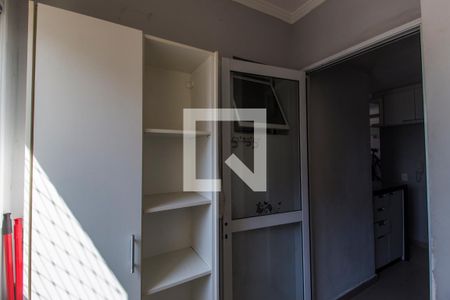 Apartamento à venda com 71m², 3 quartos e 1 vagaÁrea de Serviço