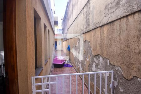 Casa à venda com 100m², 2 quartos e 1 vaga Casa à venda com 100m², 2 quartos e 1 vagaQuintal