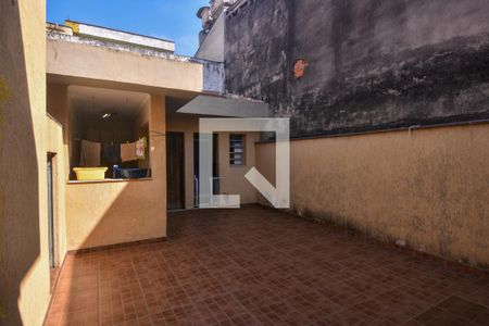 Casa à venda com 100m², 2 quartos e 1 vaga Casa à venda com 100m², 2 quartos e 1 vagaQuintal
