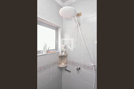 Casa à venda com 189m², 3 quartos e 5 vagas Casa à venda com 189m², 3 quartos e 5 vagasBanheiro da Suíte