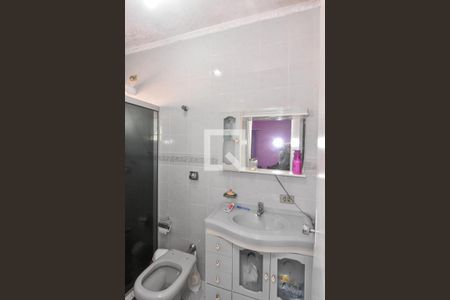 Casa à venda com 189m², 3 quartos e 5 vagas Casa à venda com 189m², 3 quartos e 5 vagasBanheiro da Suíte