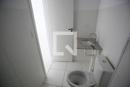 Apartamento à venda com 34m², 2 quartos e 1 vagaBanheiro Social