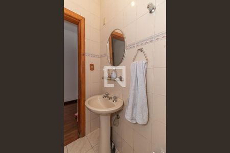 Casa à venda com 260m², 4 quartos e 3 vagas Casa à venda com 260m², 4 quartos e 3 vagasLavabo