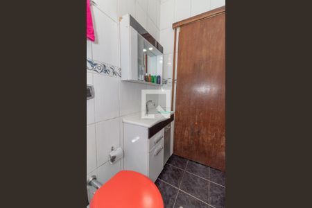 Casa à venda com 260m², 4 quartos e 3 vagas Casa à venda com 260m², 4 quartos e 3 vagasBanheiro da Suíte 2