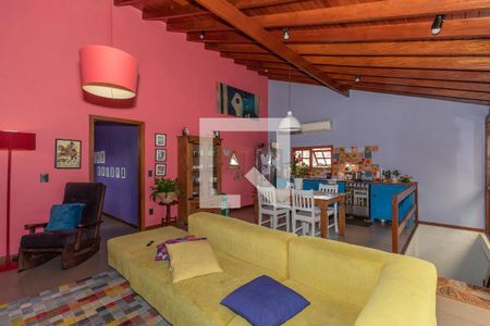 Casa à venda com 260m², 4 quartos e 3 vagas Casa à venda com 260m², 4 quartos e 3 vagasSala 2