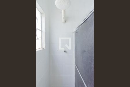 Casa à venda com 140m², 3 quartos e 2 vagas Casa à venda com 140m², 3 quartos e 2 vagasBanheiro