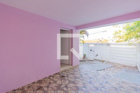 Casa à venda com 140m², 3 quartos e 2 vagas Casa à venda com 140m², 3 quartos e 2 vagasGaragem