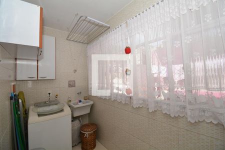 Apartamento à venda com 75m², 3 quartos e 1 vagaÁrea de Serviço