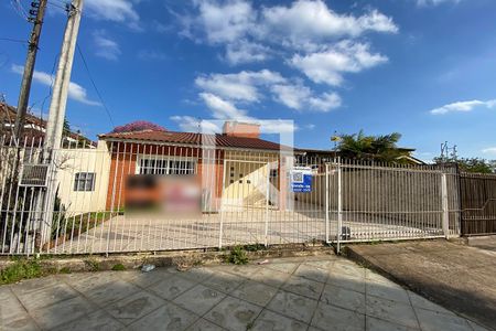 Casa à venda com 90m², 2 quartos e 3 vagasFachada