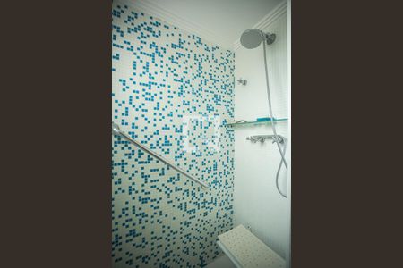 Apartamento à venda com 140m², 3 quartos e 2 vagas Apartamento à venda com 140m², 3 quartos e 2 vagasBanheiro Suíte