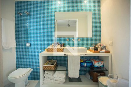 Apartamento à venda com 140m², 3 quartos e 2 vagas Apartamento à venda com 140m², 3 quartos e 2 vagasBanheiro Suíte