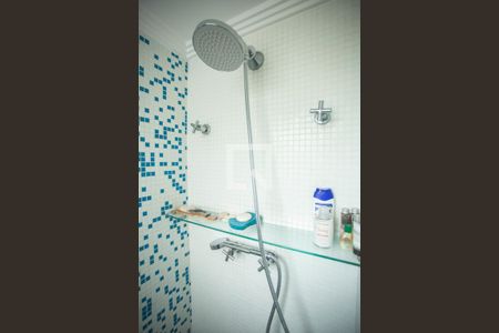 Apartamento à venda com 140m², 3 quartos e 2 vagas Apartamento à venda com 140m², 3 quartos e 2 vagasBanheiro Suíte - Chuveiro