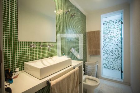 Apartamento à venda com 140m², 3 quartos e 2 vagas Apartamento à venda com 140m², 3 quartos e 2 vagasBanheiro Suíte