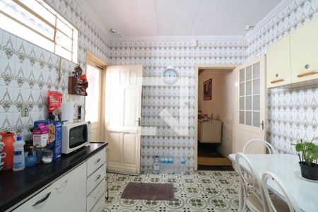 Casa à venda com 210m², 3 quartos e 4 vagasCozinha 
