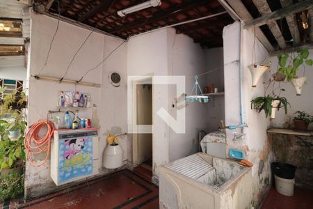 Casa à venda com 210m², 3 quartos e 4 vagasÁrea de Serviço