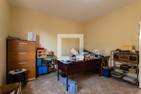 Casa à venda com 300m², 3 quartos e sem vaga Casa à venda com 300m², 3 quartos e sem vagaQuarto 2